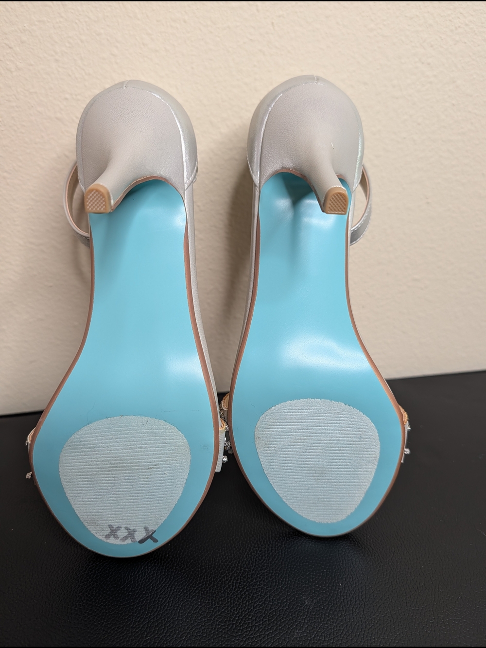 Betsey Johnson Silver Crystal Embellished Satin Heels Ankle Strap Size 9 - Picture 8 of 9